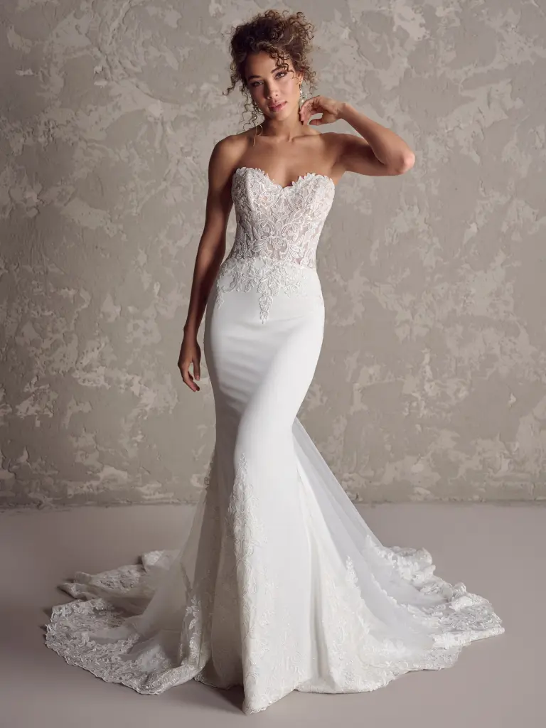 Rebecca-Ingram-Felicia-Fit-and-Flare-Wedding-Dress-24RK147A01-Alt52-IV